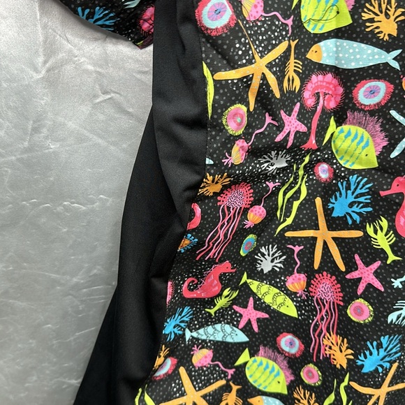 UA uniforms size large, multi colored ocean theme - Picture 4 of 4